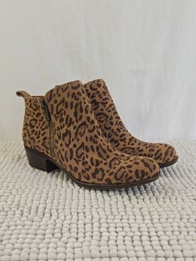 Lucky Brand Leopard Print Booties with Zippers - size 6.5